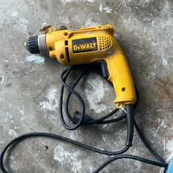 DeWalt 3/8 drill
