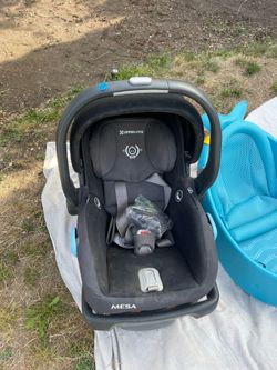 Infant car seat