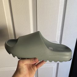 Adidas Yeezy Slide Salt Size 11 (Deadstock)