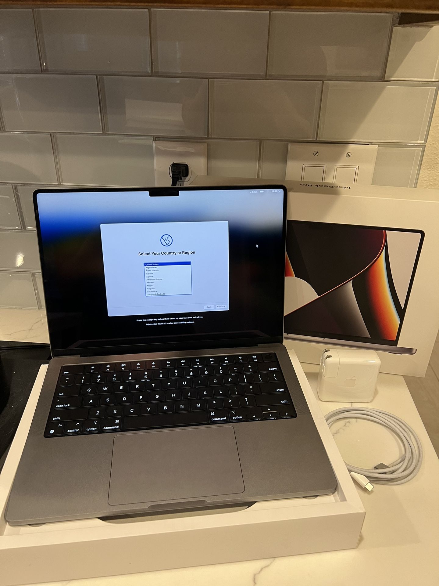 MacBook Pro 14 M1 16GB 512SSD