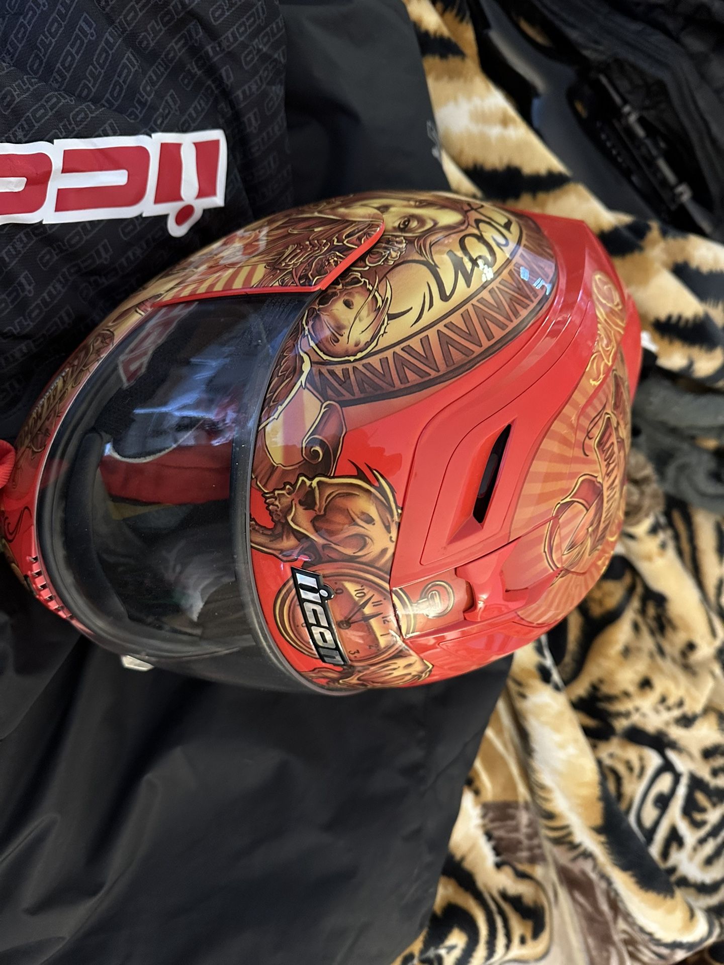 dark red motorcycle helmet Glossy German – DOT Certified – American Legend Rider Style:2.0 Coffee Backpack 32*24*40cm typeMTB-subHardtail HJC C91 Solid Modular your way