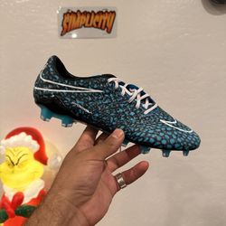 Nike Hypervenom Hydra 