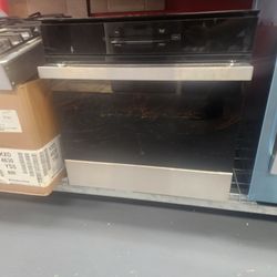 Jennair 24 Inch Electric Single Wall Oven Convection