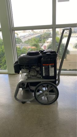 Briggs & Stratton Gas and Electric Generator