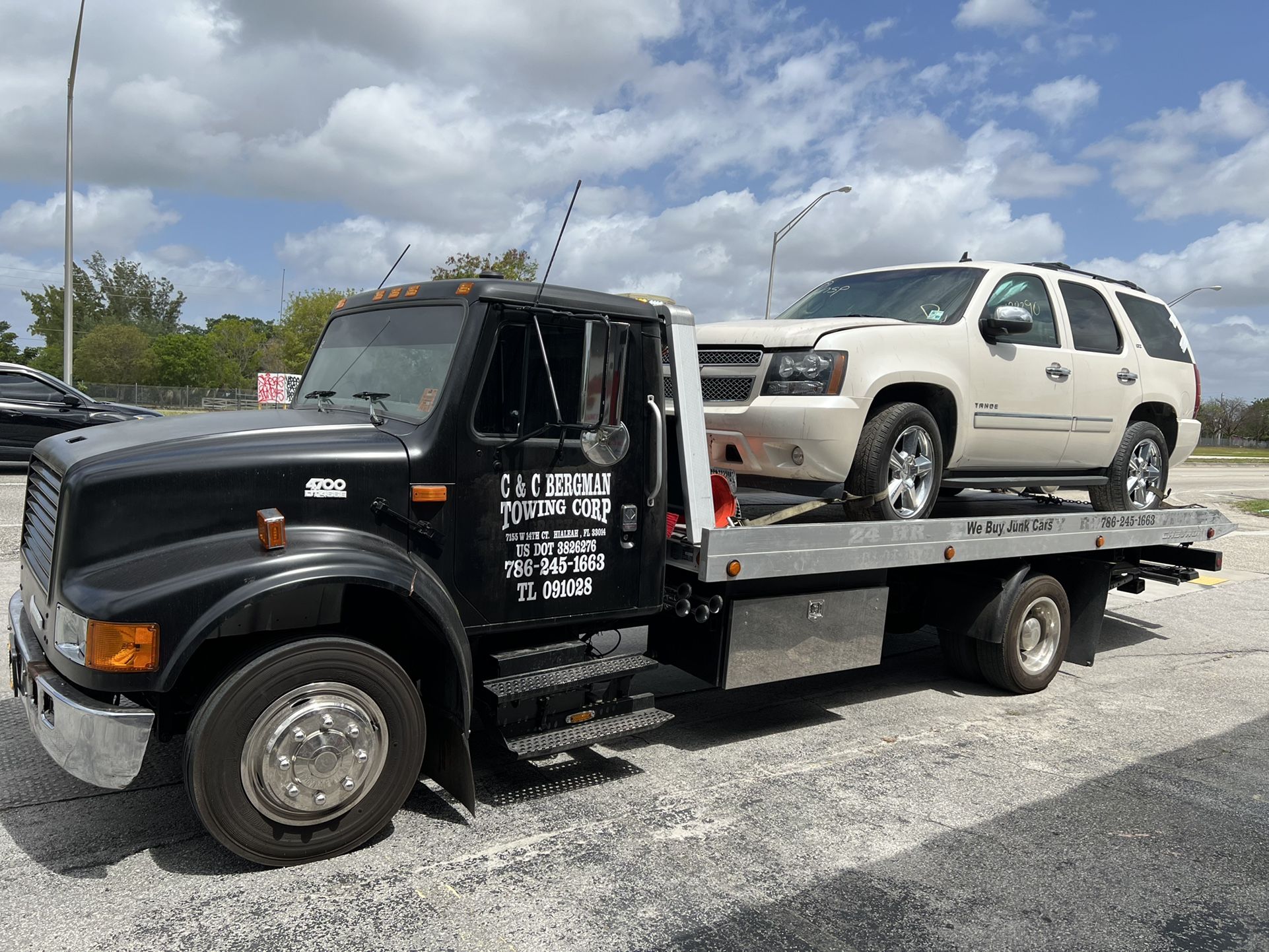 Internacional 4700 Towing