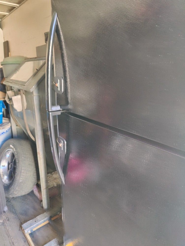 Frigidaire Refrigerator