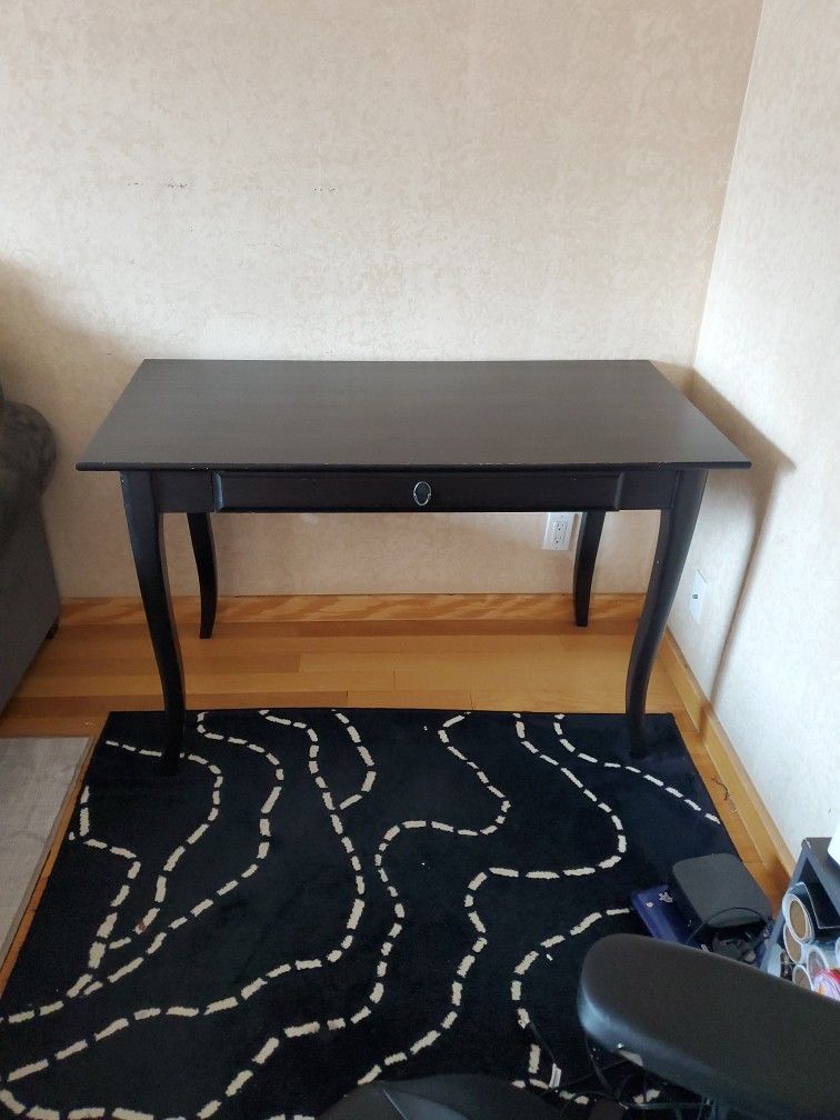 Ikea Levsvik Desk