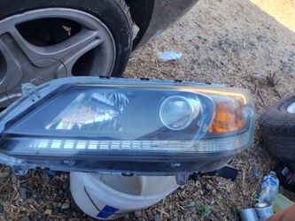 LUZ HONDA ACCORD 2012 DELANTERO IZQUIERDO 