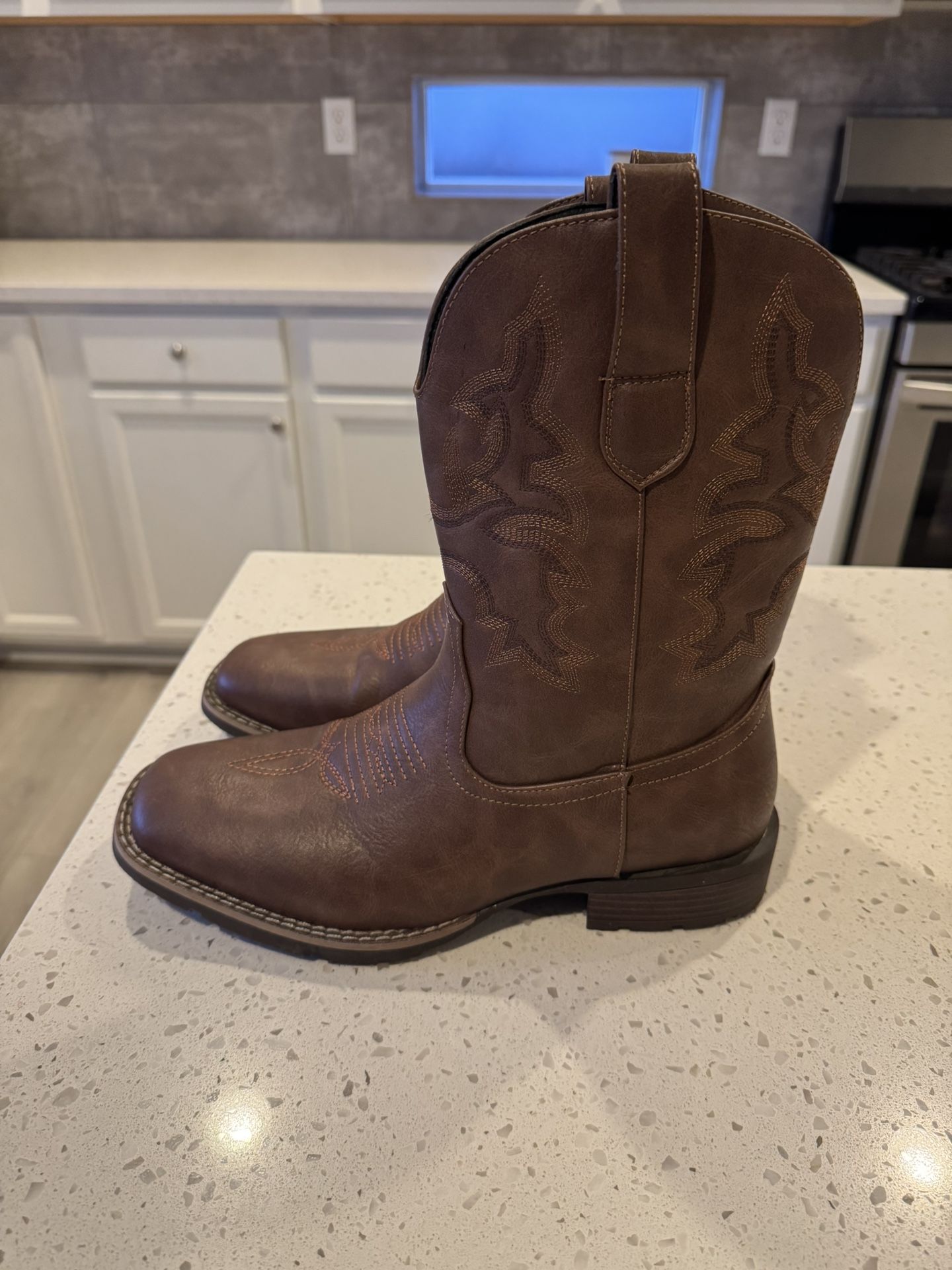 Brown Cowboys Boots (Men’s 9.5)