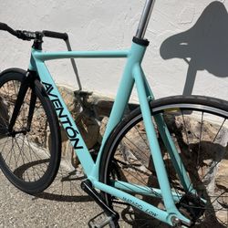 Aventon Mataro Low