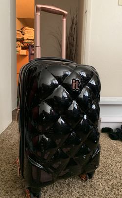 Suitcase set