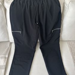 Women’s Pants 