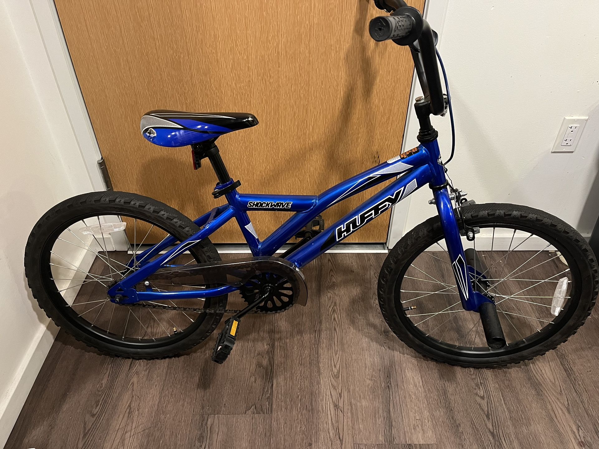 Brand Nee Kids 20inch BMX Huffy SHOCKWAVE bike