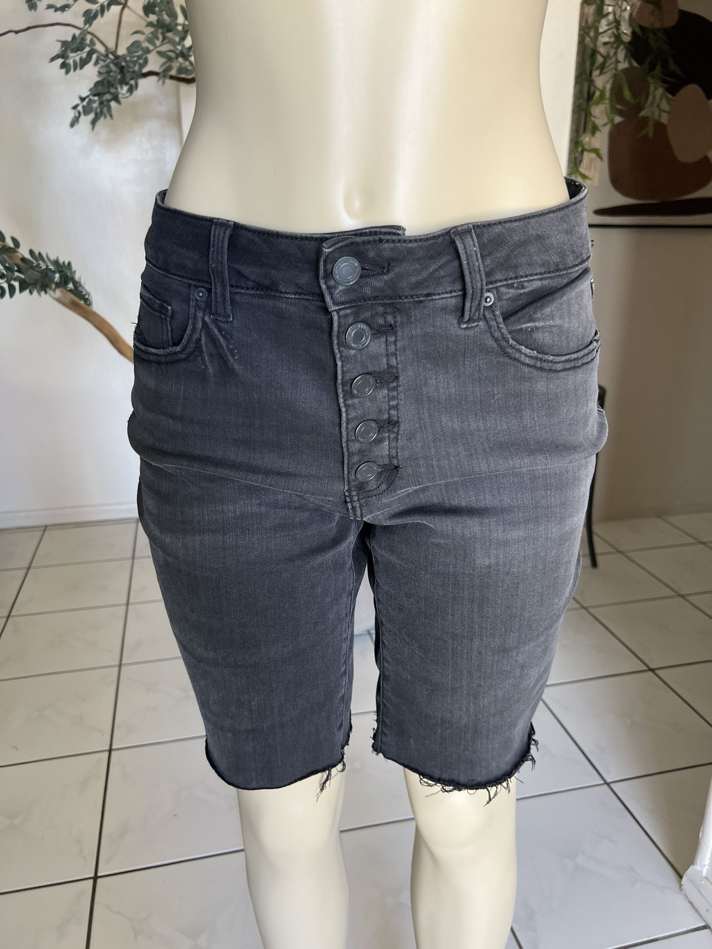Biker Shorts Size 8 (high Rise)