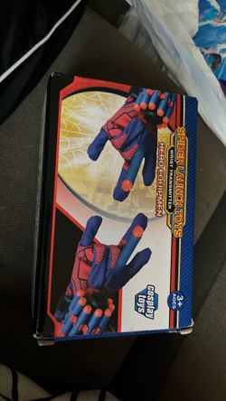 SPIDER LAUNCHES TOYS