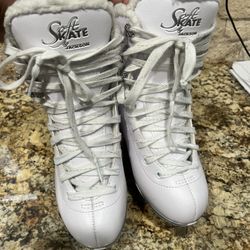 Jackson Figure Skates SoftSkate White JS181 Youth Size 3 With Blade Cover