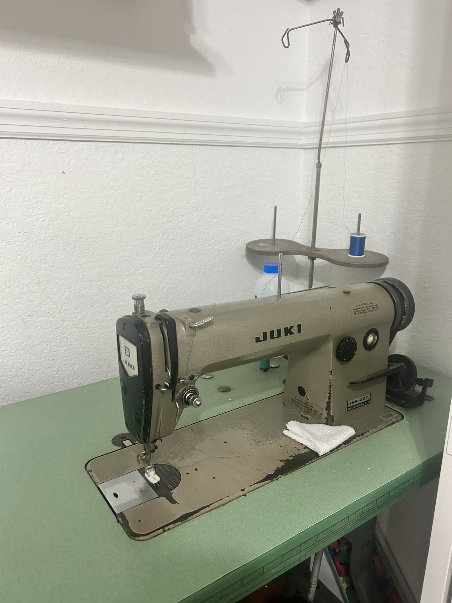 Industrial Juki Sewing Machine