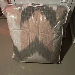 Queen Size Comforter