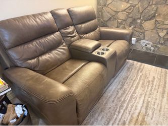 Recliner sofa