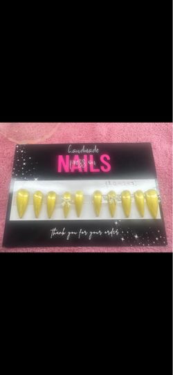 Handmade Press On Nails Gold Stiletto