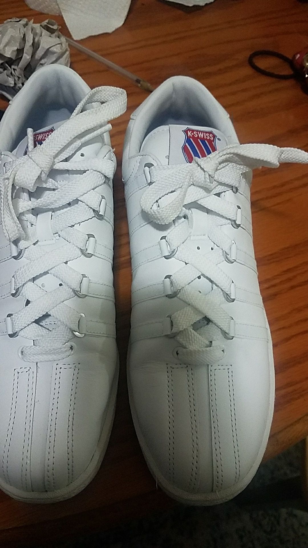 Tennis shoes k- swiss 6.5