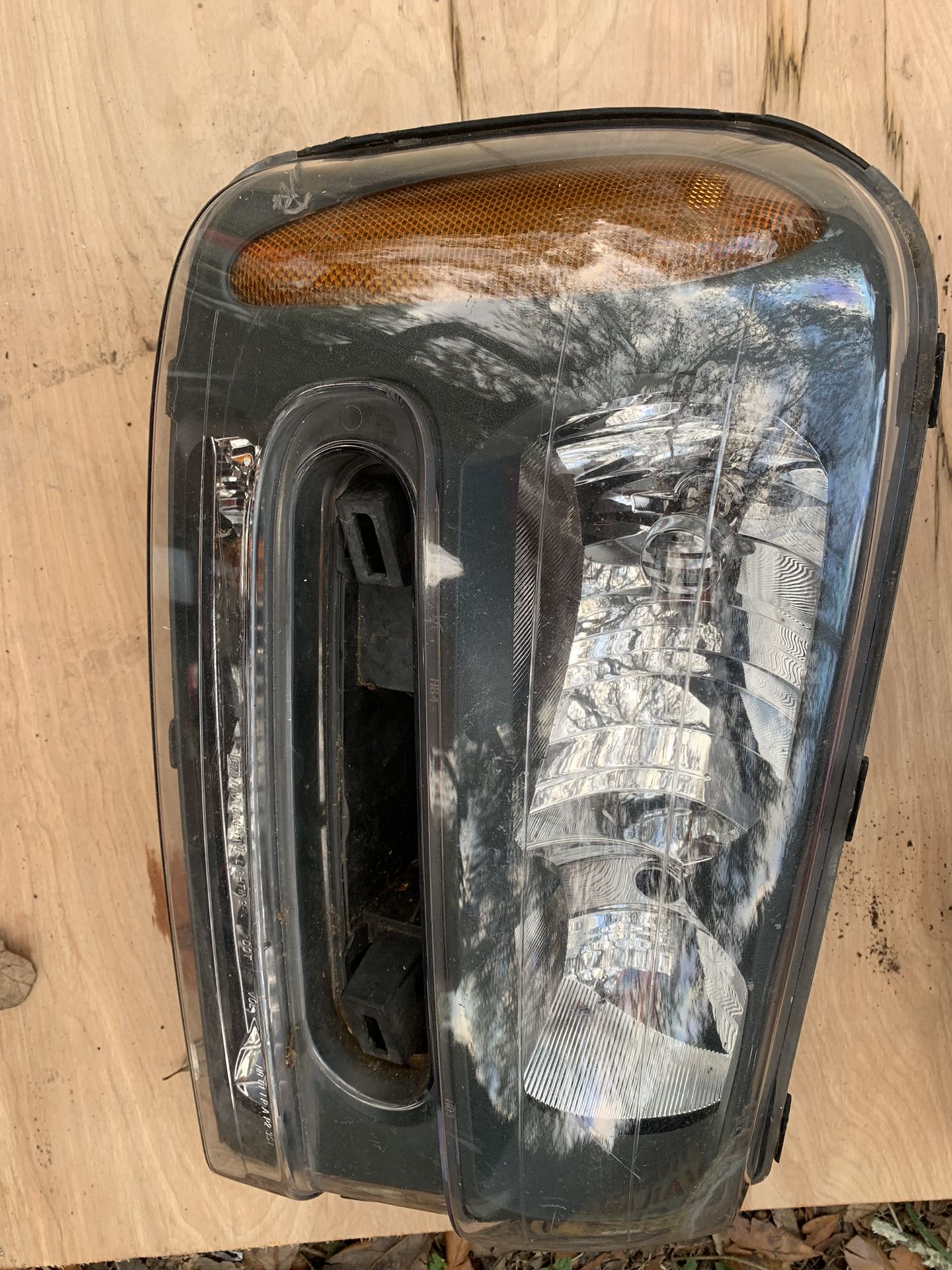 Chevrolet Trailblazer Passenger Headlight