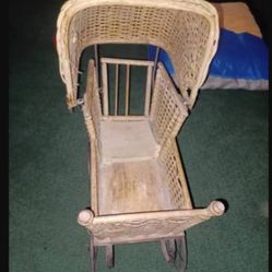 Antique wicker baby buggy 22" X 34" functional moving parts With Dream - $150
