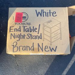 End Table/ Night Stand 