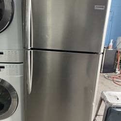 frigidaire  refrigerator 30 inches 