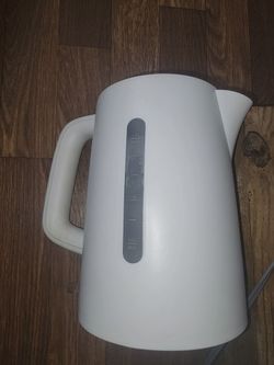 White Electric Kettle 1.7L