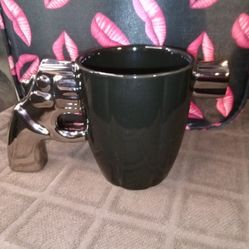 CREATIVE REVOLVER HANDLE CERAMIC MUG 