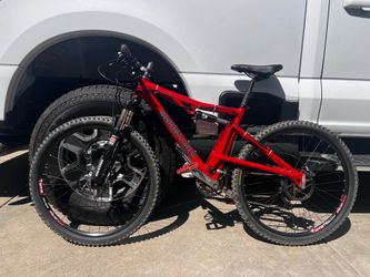 Santa Cruz “Superlight”