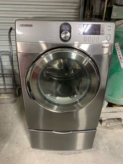 Samsung Electric Dryer with pedestal