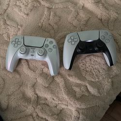 PS5 Controllers