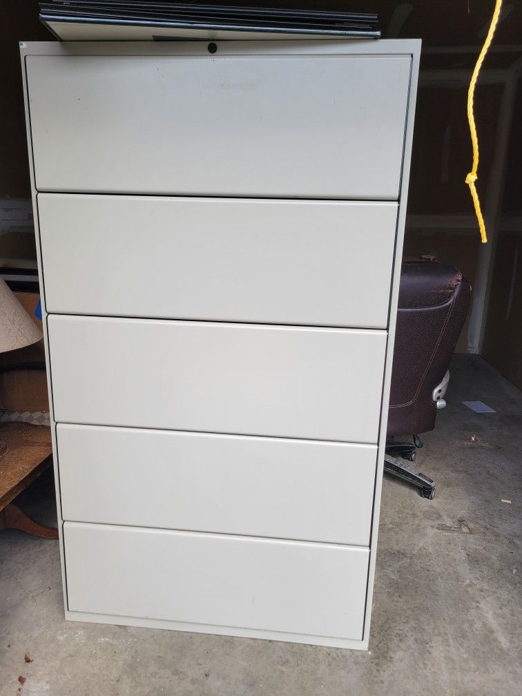 Large Heavy Duty Filing Cabinet