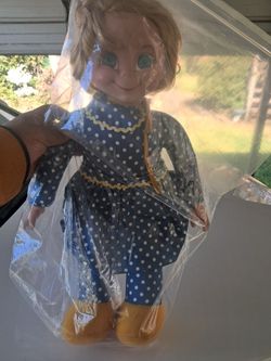 Vintage talking ms Beasley Doll works great