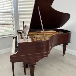 Wm Kanabe Grand Piano