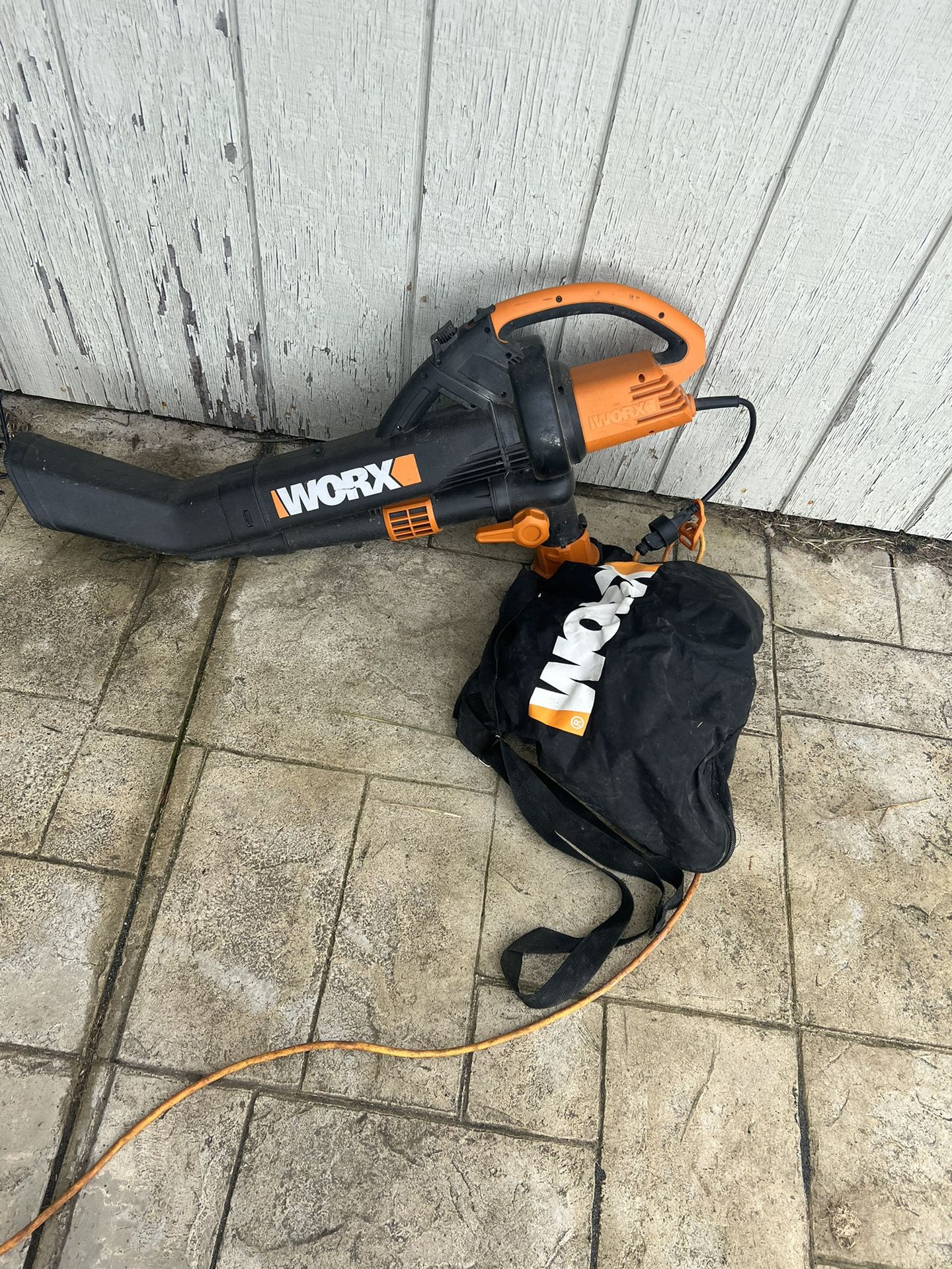 Worx Leaf Blower/vacuum 