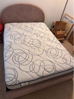 Full size Beautyrest mattress