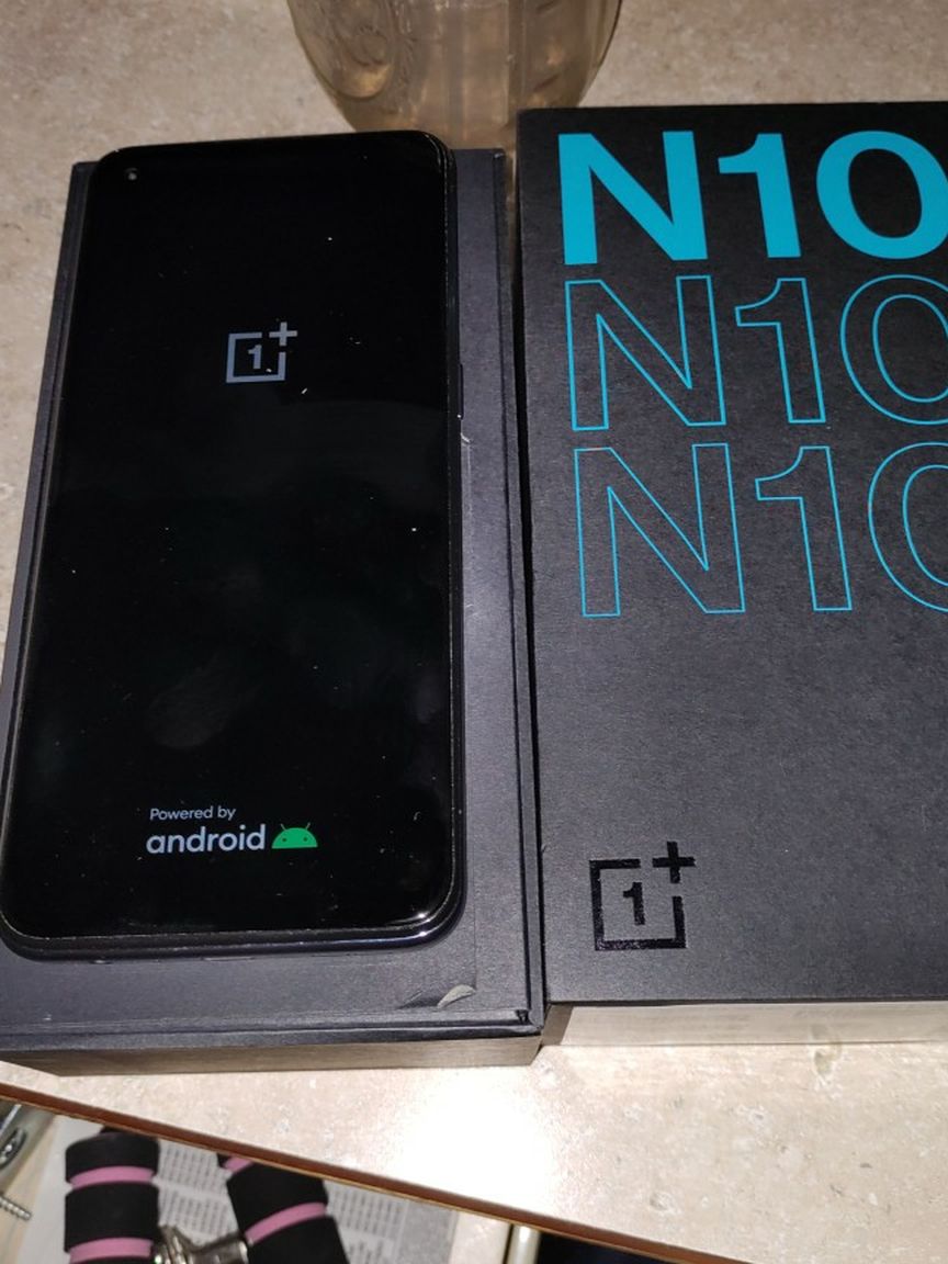 Metro PCs Nord N10 5G 128 GB ( One Plus )