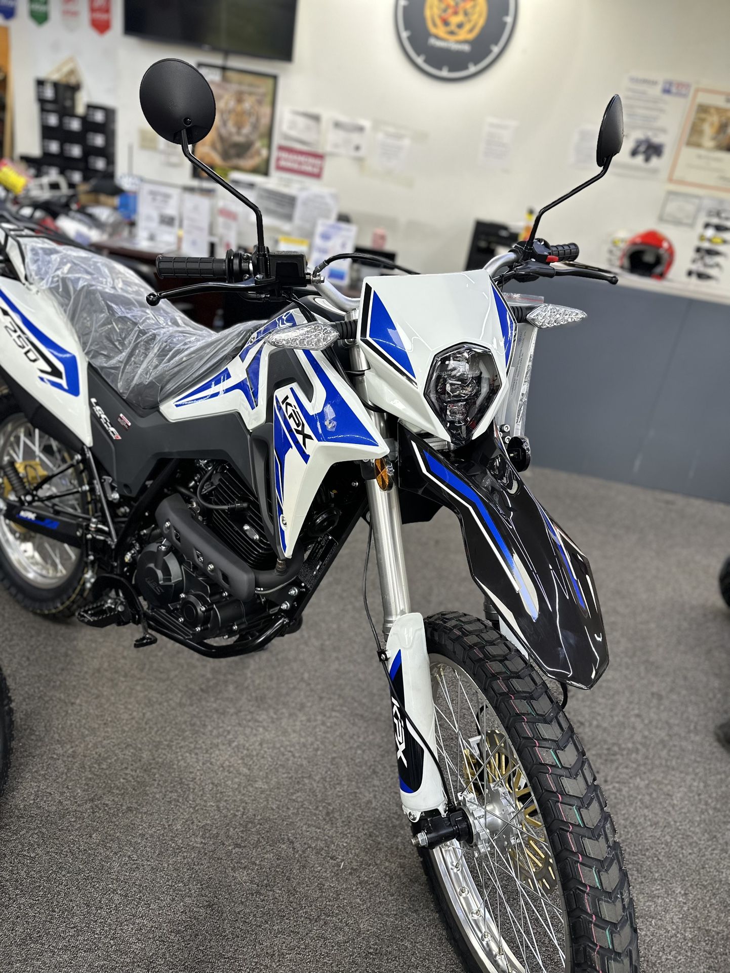 250cc LIFAN KPX DIRTBIKE (EFI)