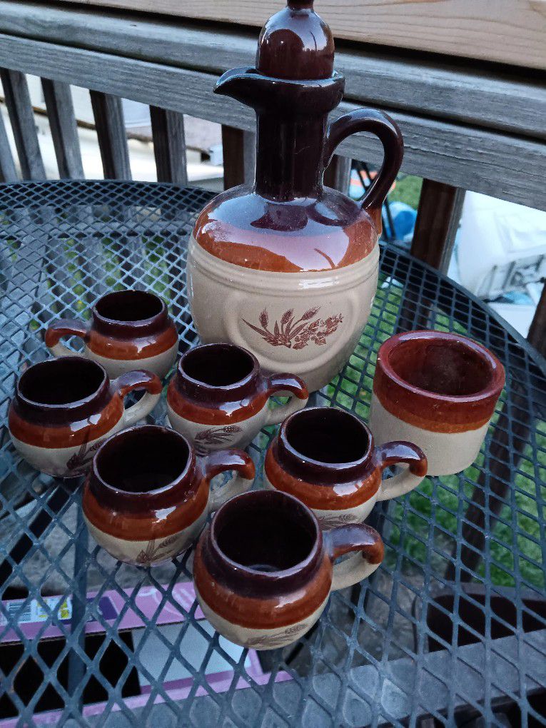 Vintage Jug With Small Cups 