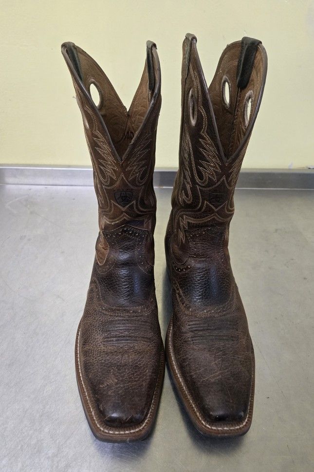 Ariat Men's Heritage Roughstock Western Boots