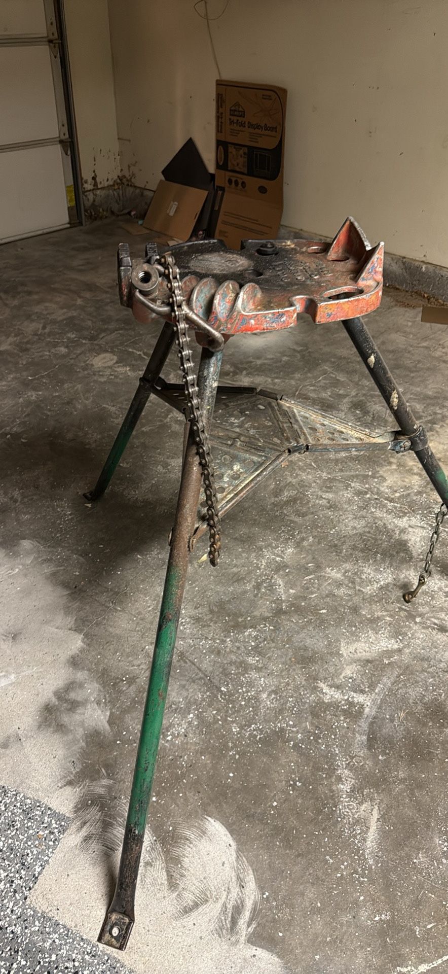 Ridgid Tri Pod With Pipe Vise