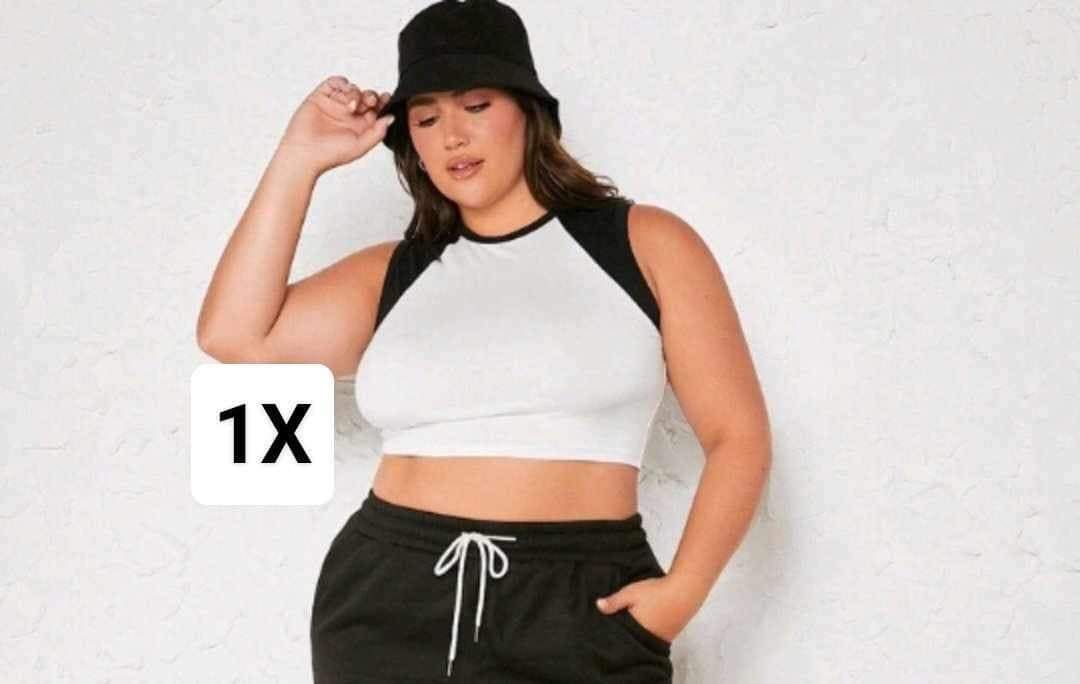 New Women’s Crop Top Size XL