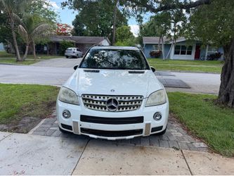 Mercedes Benz ML550