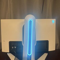 25 Alienware Monitor 1080P 240Hz OBO