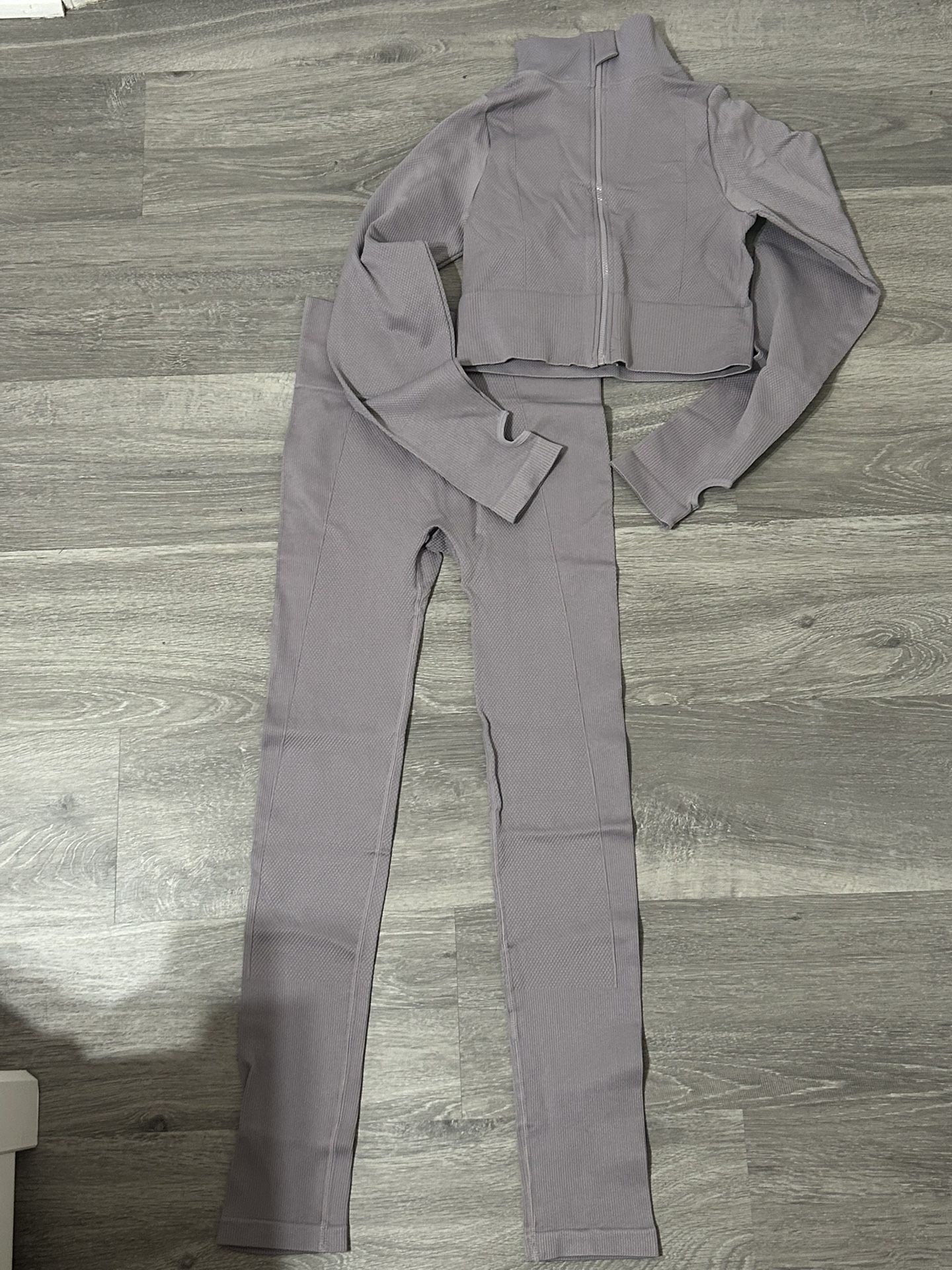 Light purple 2-piece tracksuit