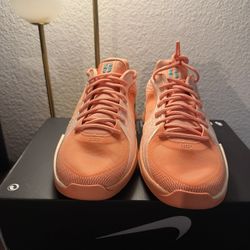 Nike Sabrina 2-10.5M