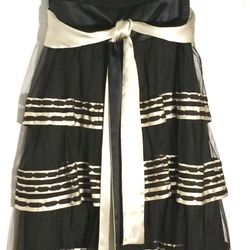 BLACK STRAPLESS DRESS BY BCBG